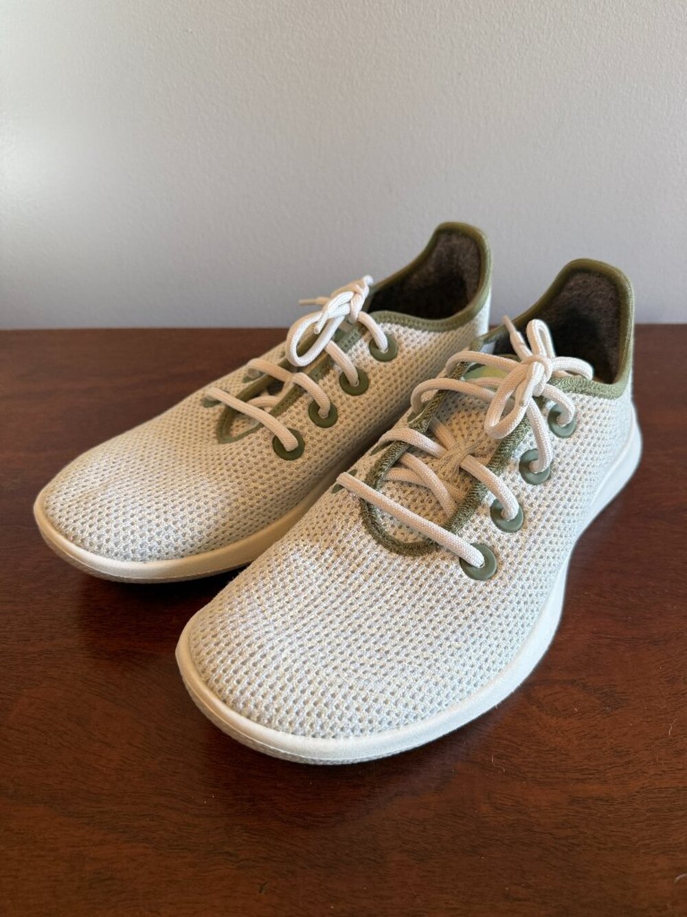 Allbirds Tree Runner Sneakers – Men’s Size 9